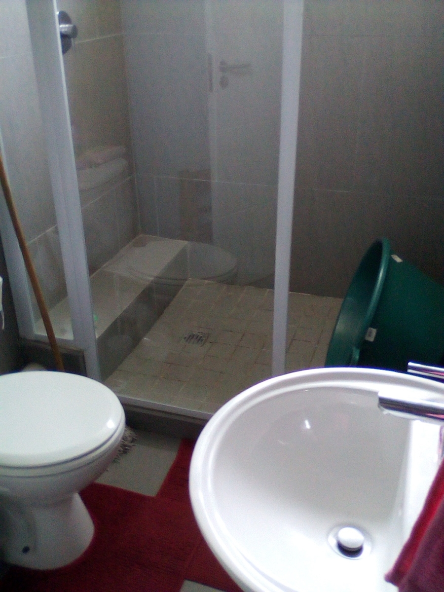 To Let 1 Bedroom Property for Rent in Quigney Eastern Cape